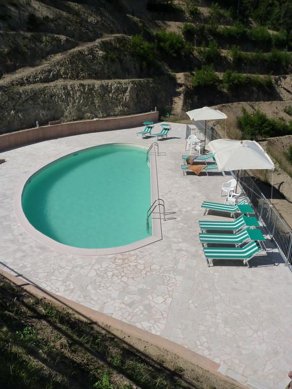 Gli Ulivi Di Montalbano Farm stay